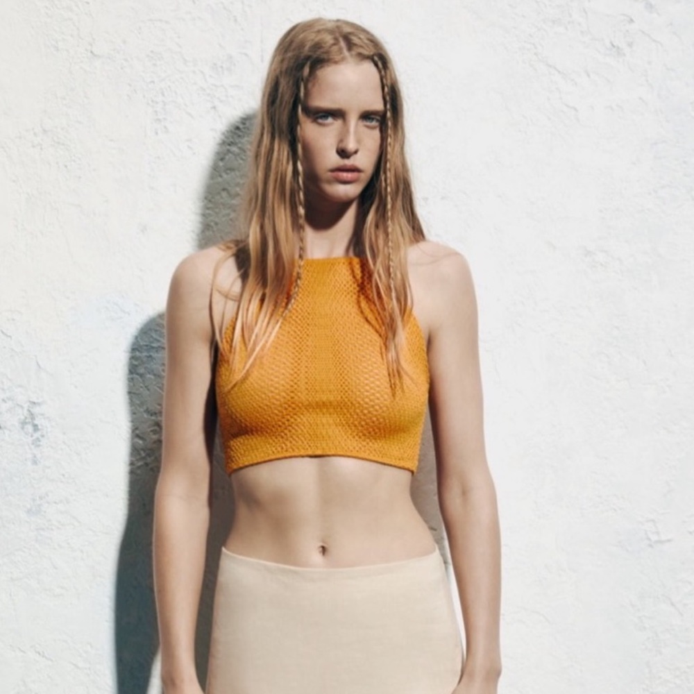 Zara perforated crop top Sz L